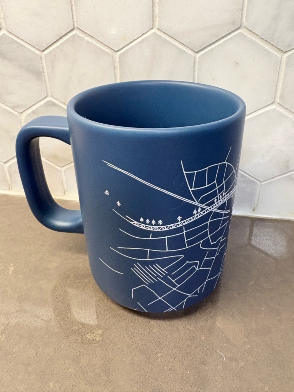 Rare Starbucks reserve Tokyo Coffee Mug